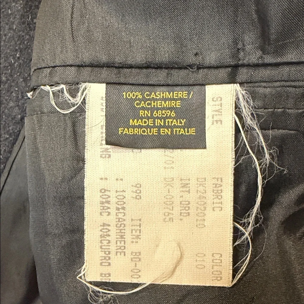 Donna Karan Cashmere Charcoal Men's Blazer. 46/40 Long